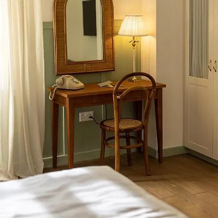 The Agora - Small Luxury Of The World - Adults Only