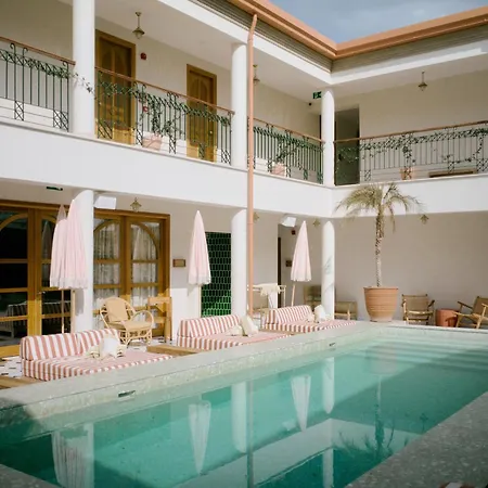 The Agora - Small Luxury Of The World - Adults Only *